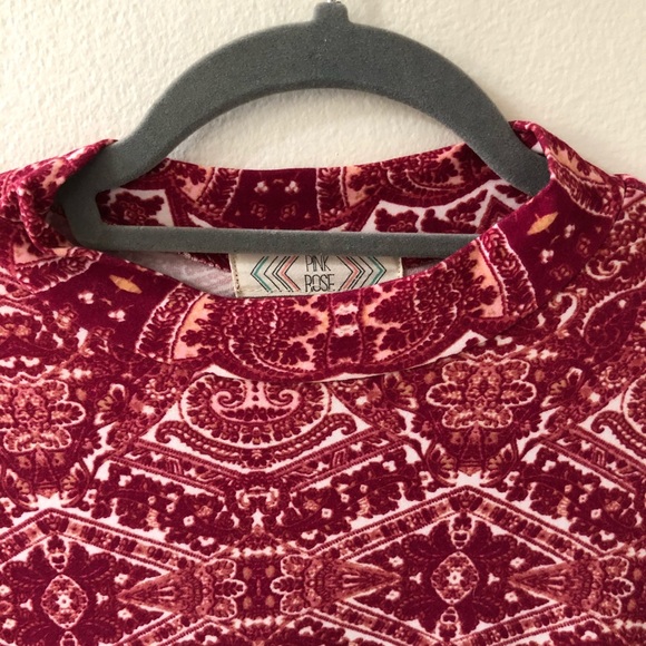 Patterned Turtleneck Dress (M) - Picture 7 of 8